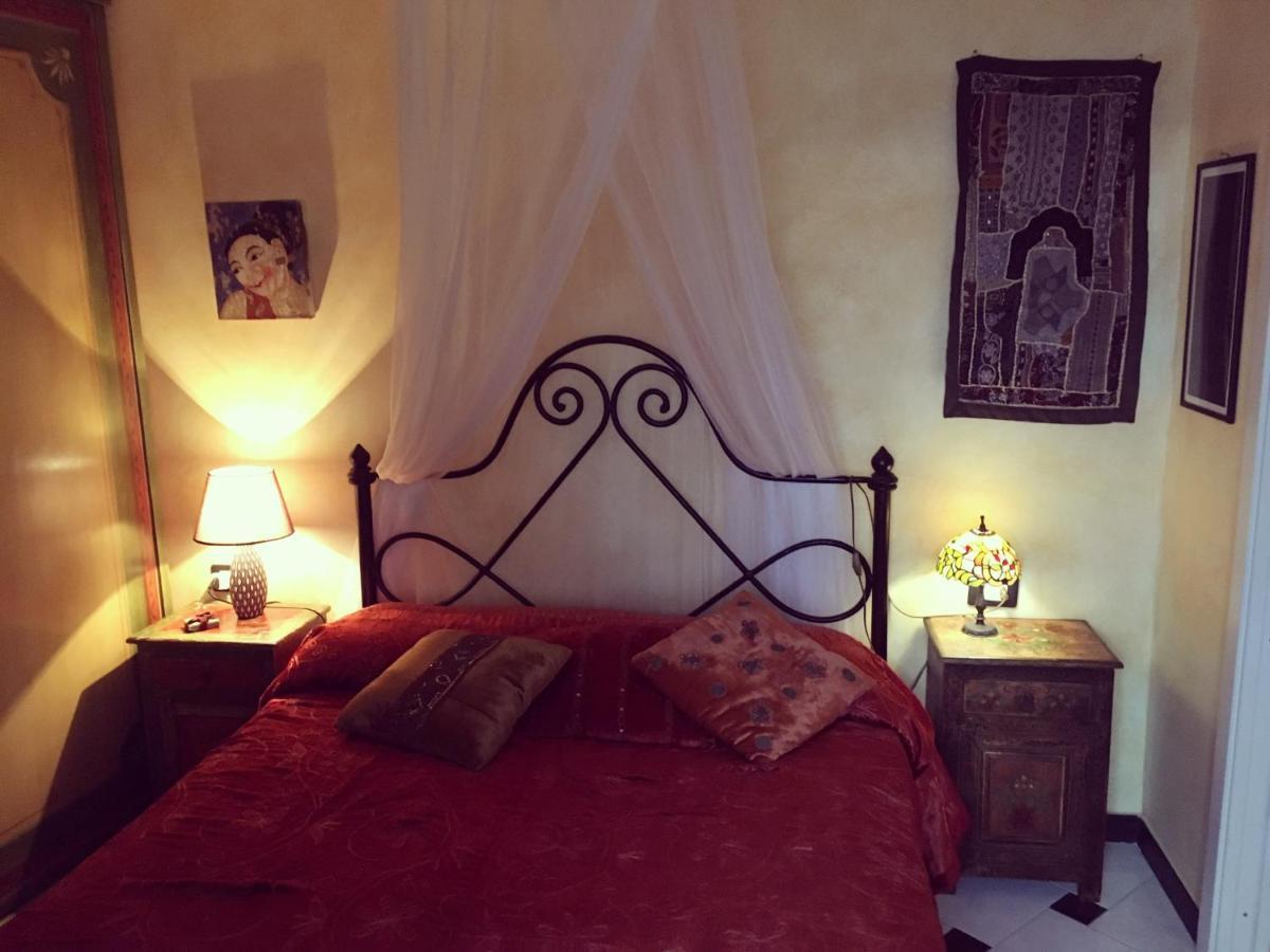 Romantic Sea View Flat In Genoa